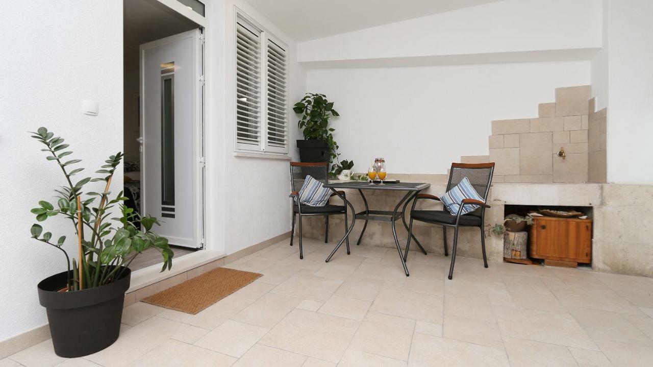 Modern Apartments Iva Makarska Exterior foto